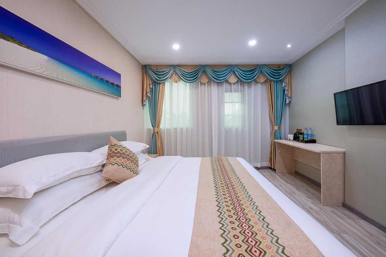 Frida Hotels Guangzhou Baiyun International Airport エクステリア 写真