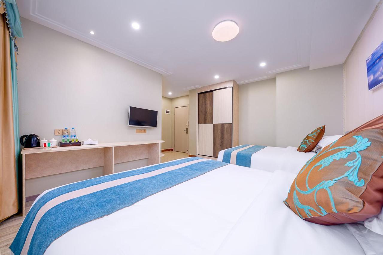 Frida Hotels Guangzhou Baiyun International Airport エクステリア 写真