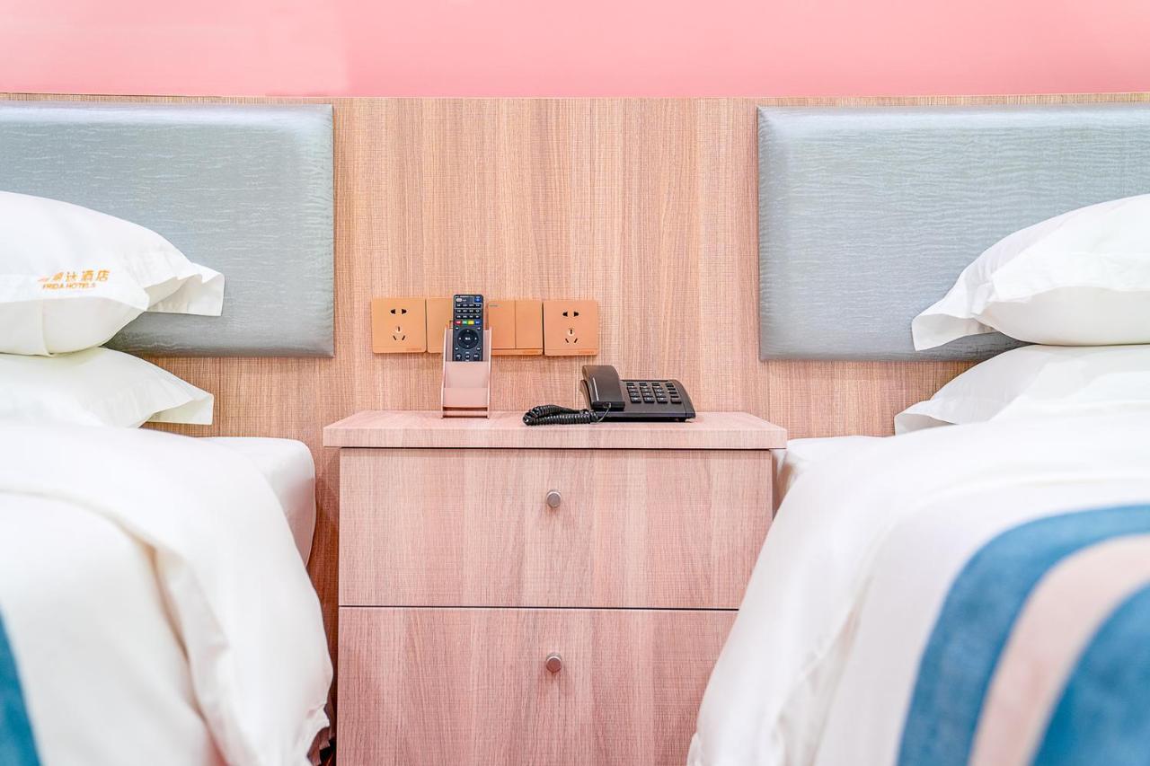 Frida Hotels Guangzhou Baiyun International Airport エクステリア 写真